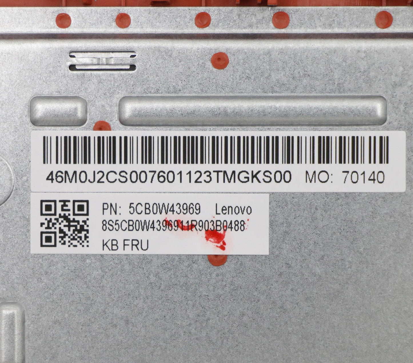 Lenovo Assembly Ucase W Kb Cz-Sk Fo L - 5CB0W43969