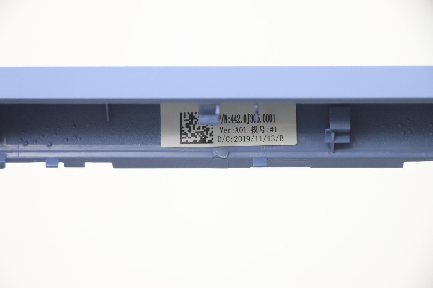 Lenovo Cvr Blue Lcd Hinge Cap Ls1511A - 5CB0W43999
