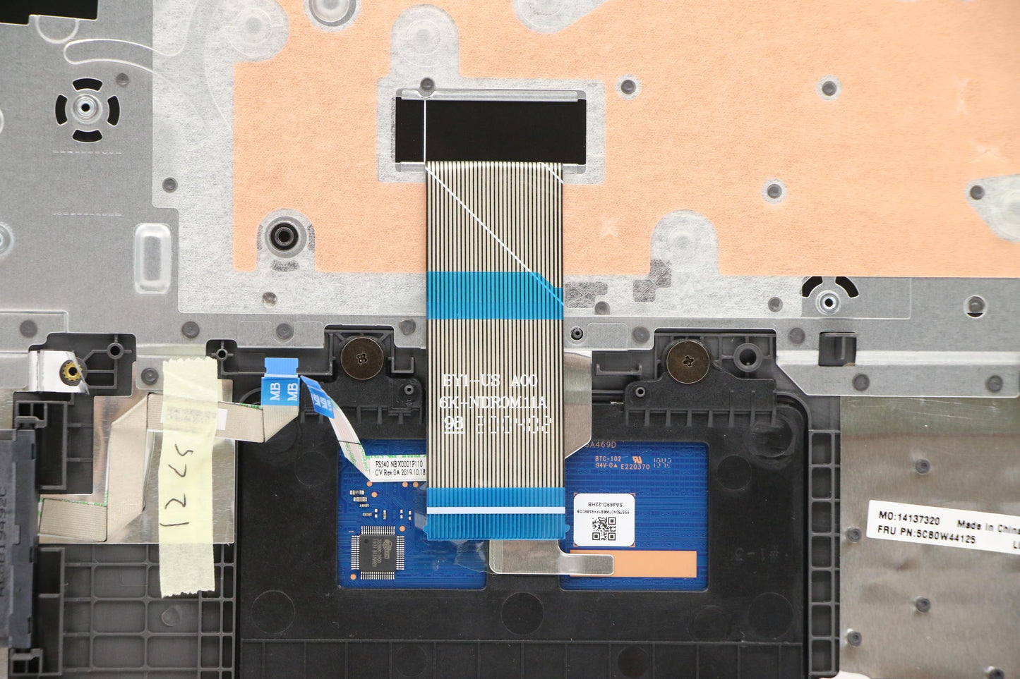 Lenovo Gv541 Log Up Assy Log Up Us Ig - 5CB0W44125