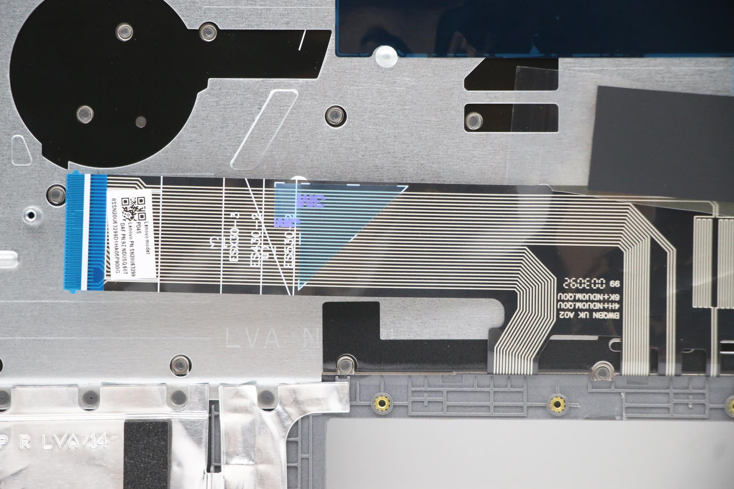 Lenovo Lva Kb Tur W O Bl W Fp Top Mgr - 5CB0W44434