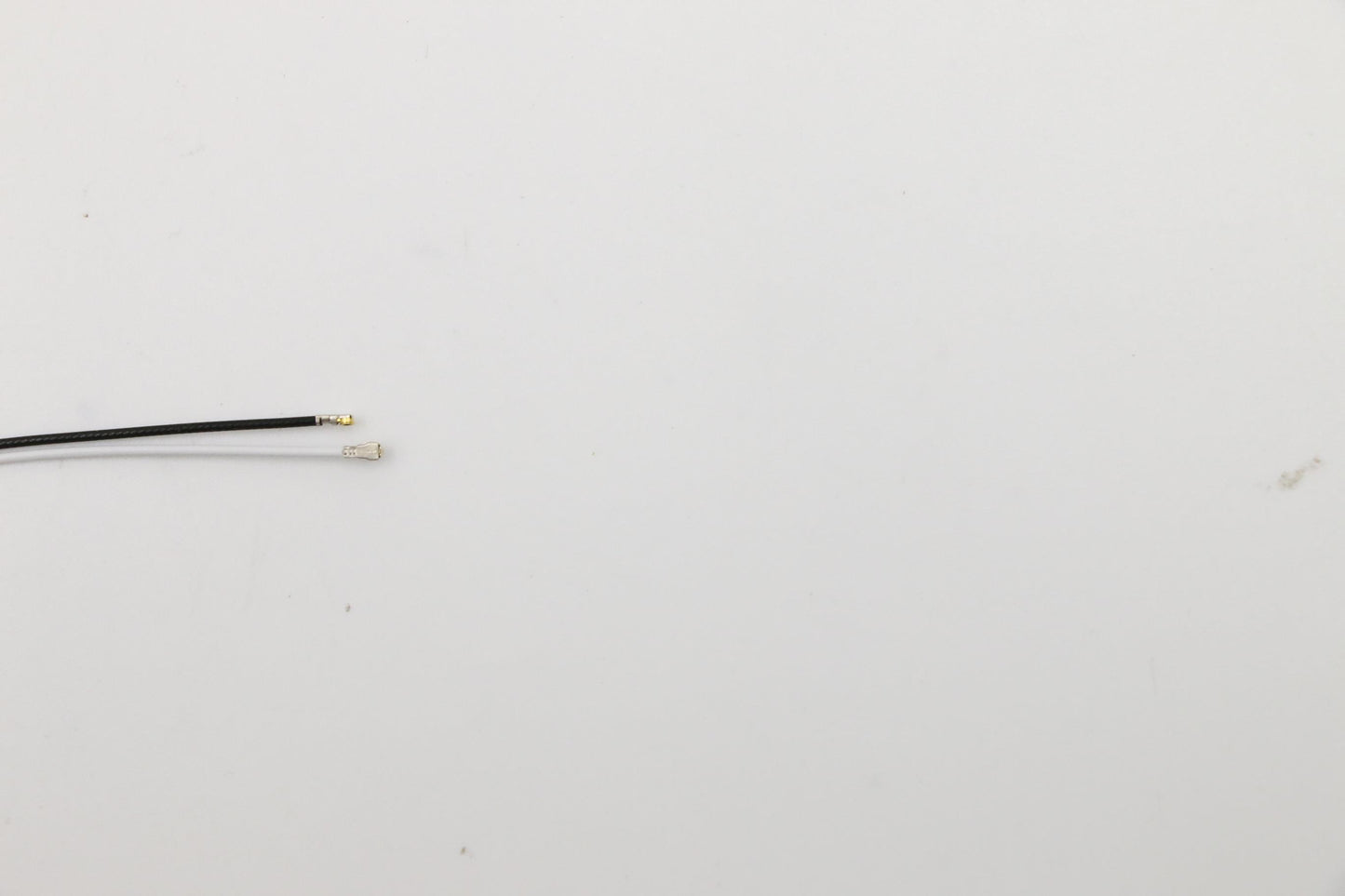 Lenovo LCD Cover with Antenna PG B 82B2 - 5CB0X56459