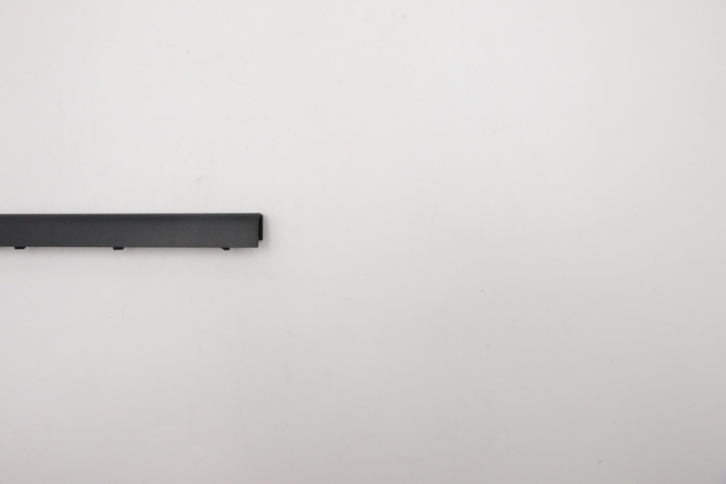 Lenovo Hinge Cover L 81Wa Bk - 5CB0X56534