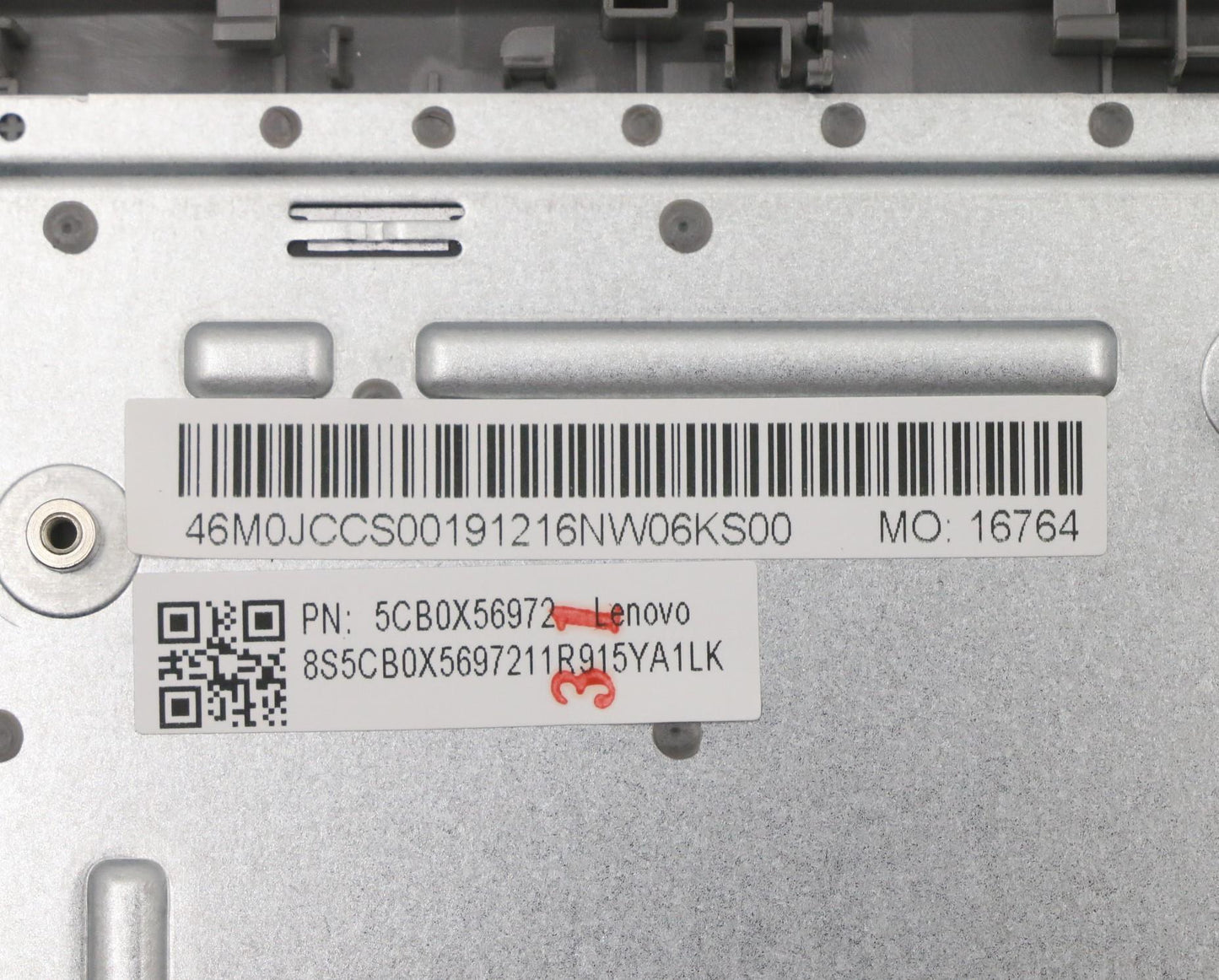 Lenovo Assembly Ucase W/Kb Cf-E Pg Ls - 5CB0X56972