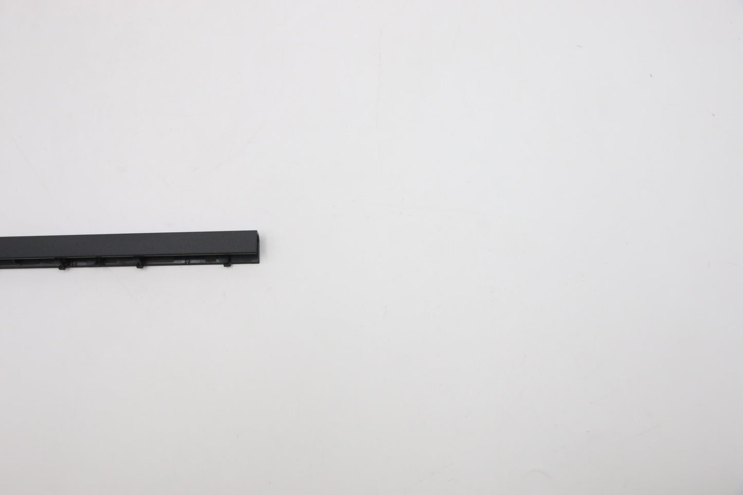 Lenovo Hinge Cover L 81Wb Bk - 5CB0X57441