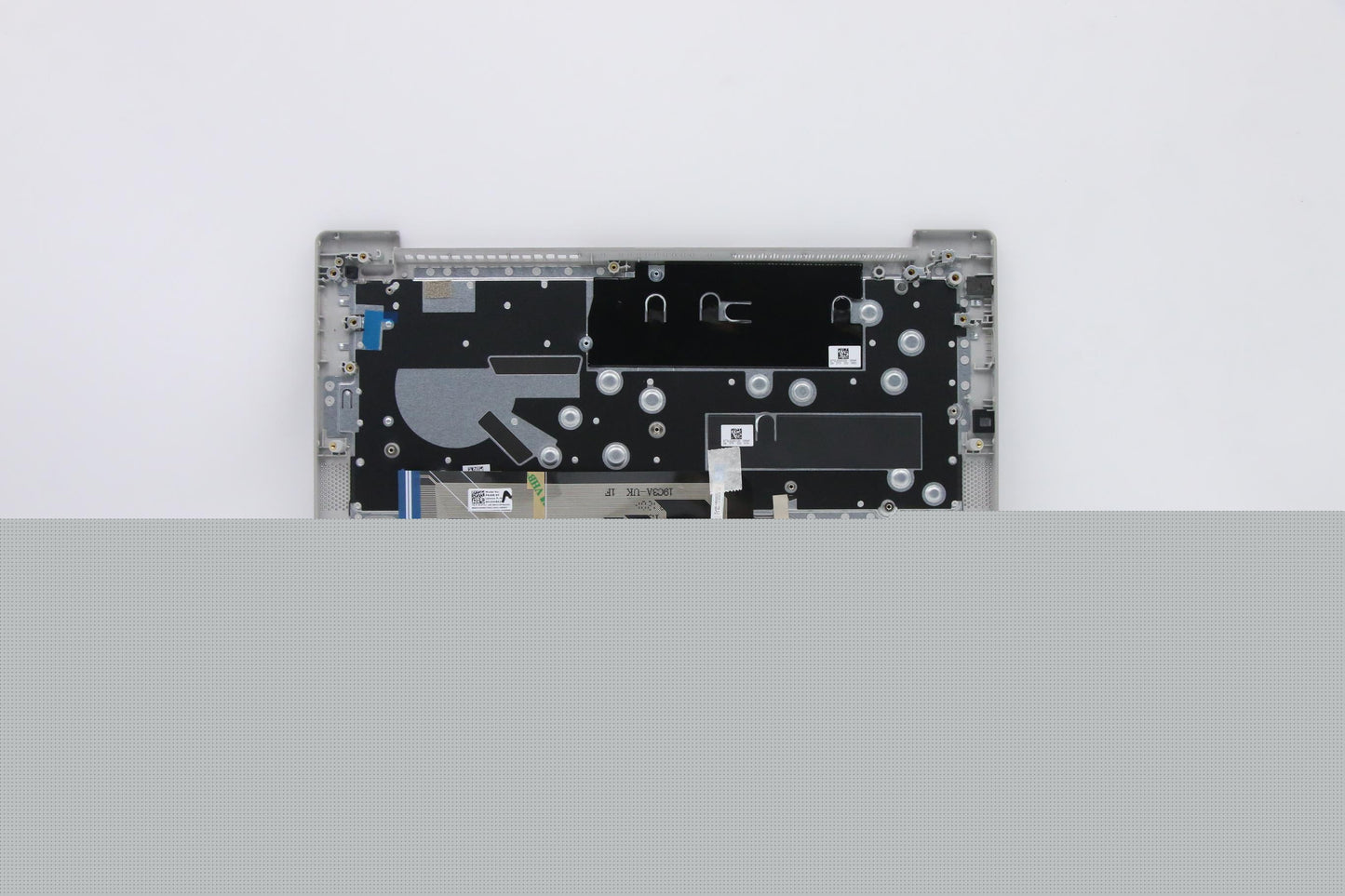 Lenovo Up Pl_Sil Fp W/Blkb_Spn(Spa) - 5CB0Y88519