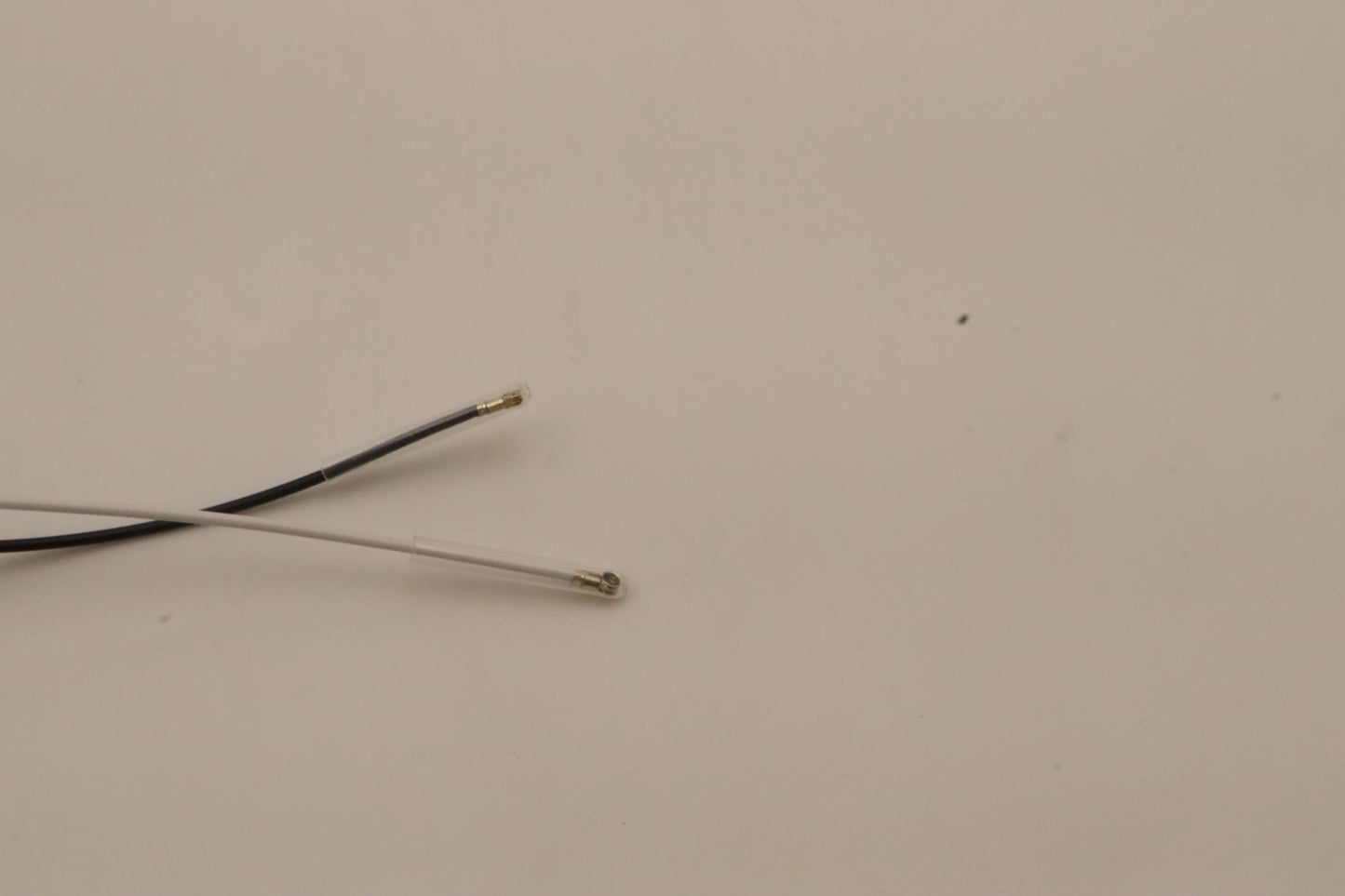 Lenovo Lcd Parts, Lcd Bezel, Hinge Co - 5CB0Z32911
