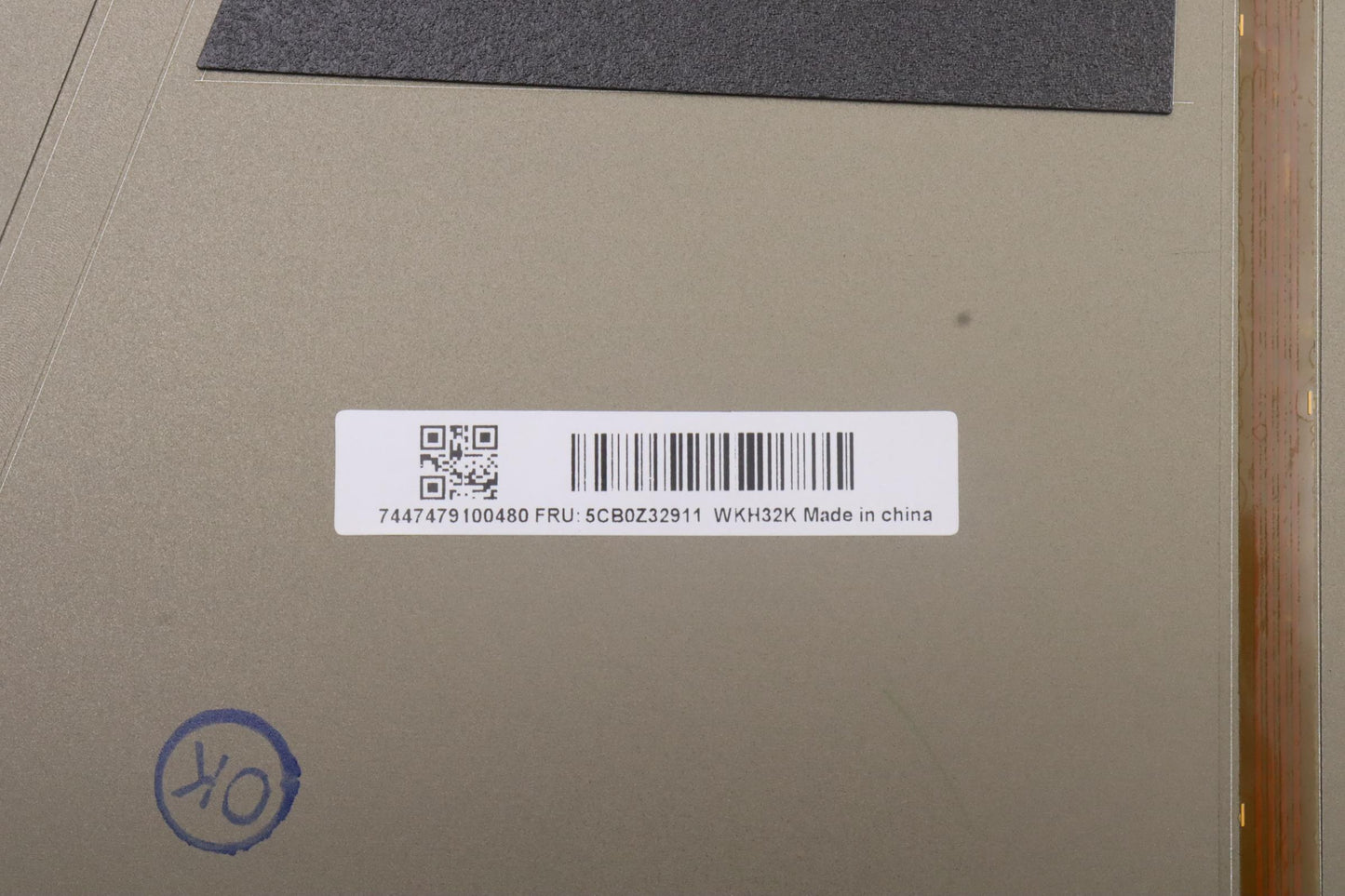 Lenovo Lcd Parts, Lcd Bezel, Hinge Co - 5CB0Z32911