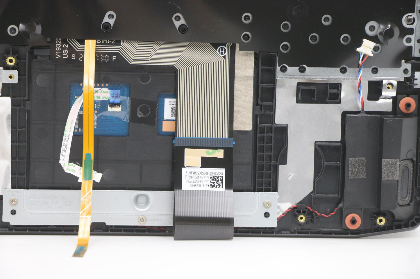 Lenovo Cover Upper Case Asm_Us L 82Ey - 5CB0Z33234
