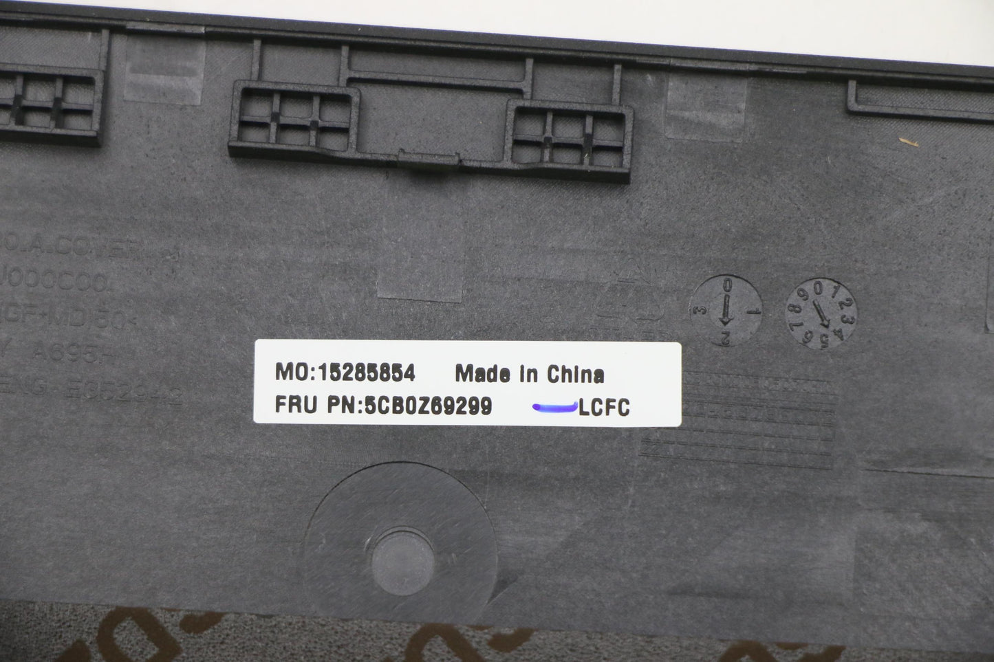 Lenovo Cover Fru Cover A_Cover_Sub_As - 5CB0Z69299