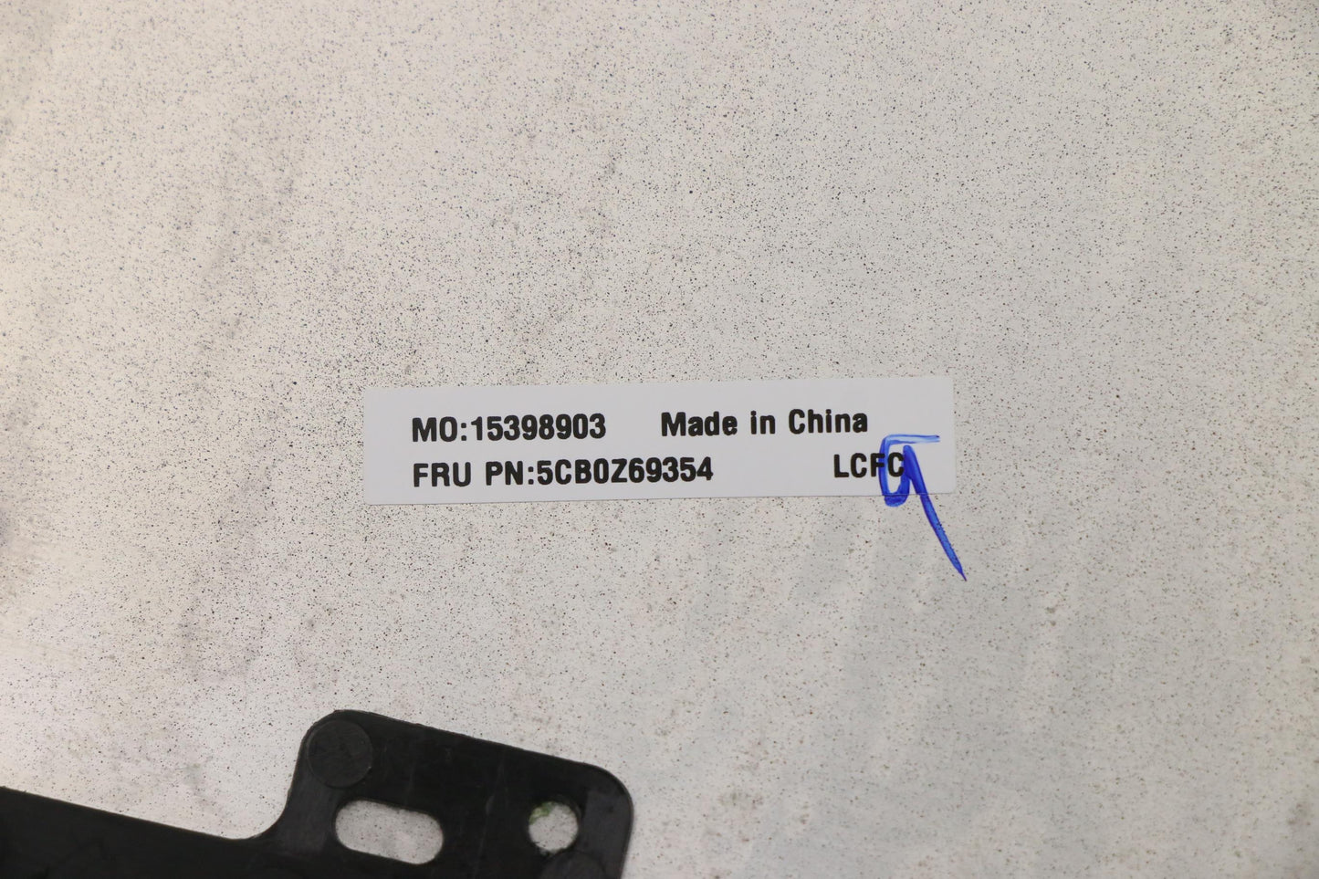 Lenovo Cover Tiger Amd_D Cover_Wlan_B - 5CB0Z69354