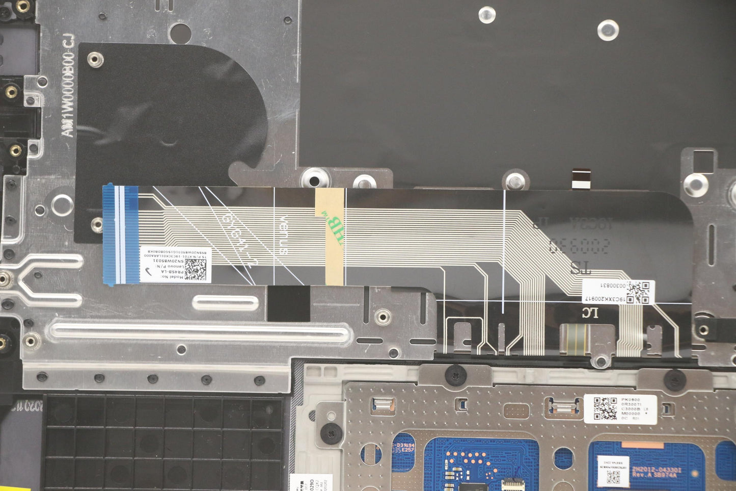 Lenovo Cover Upper Case Asm_La Spa L8 - 5CB0Z97220