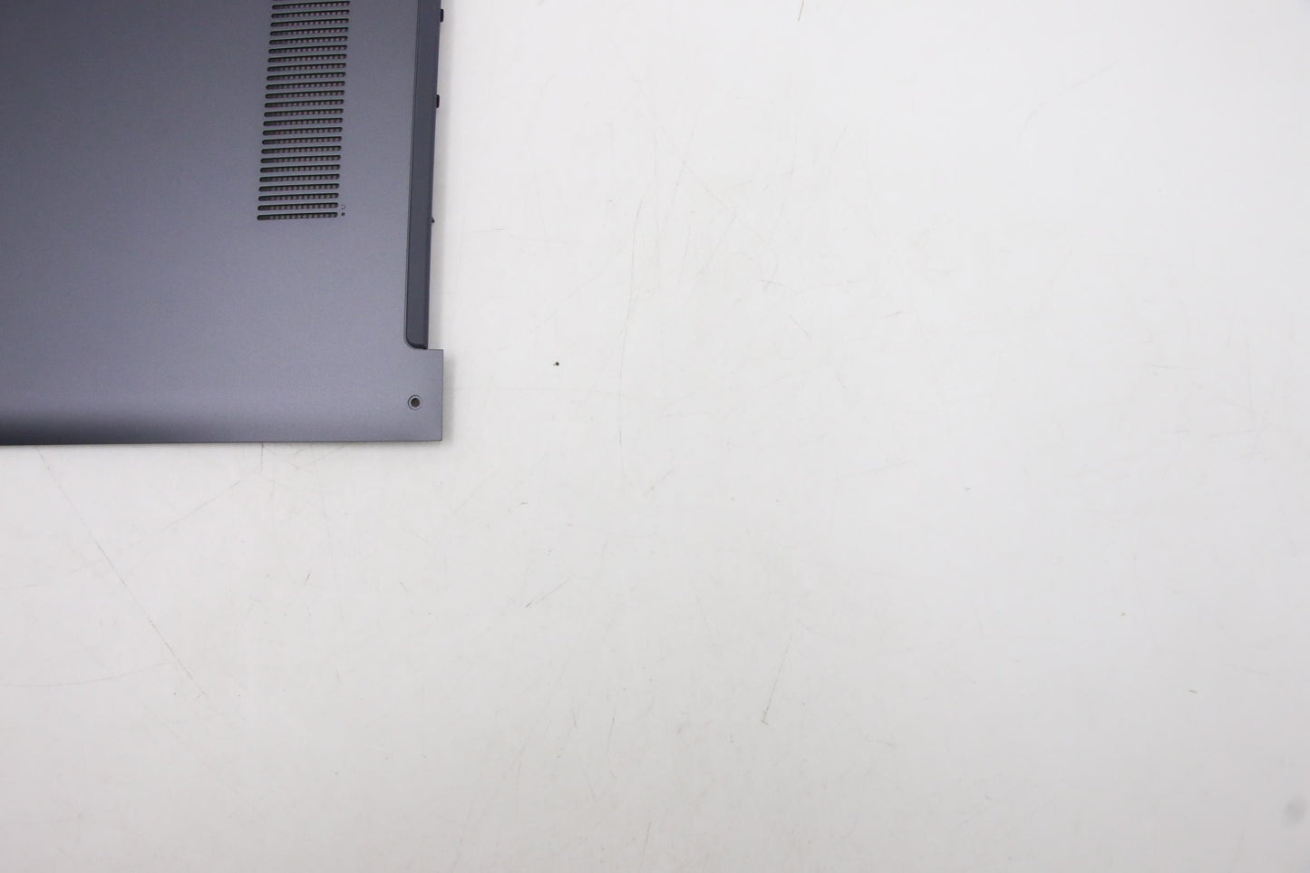 Lenovo Cover Lower Case L 82Bh Sg - 5CB1A08849
