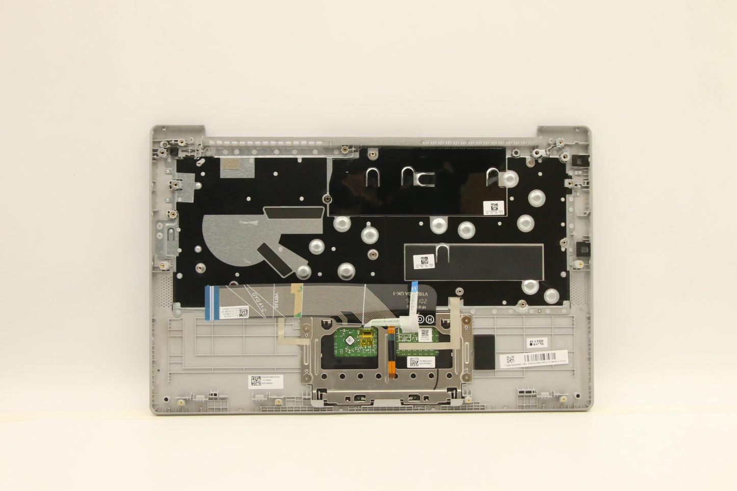 Lenovo Cover Upper C81Ym Pl_Sil Nfp B - 5CB1A13592