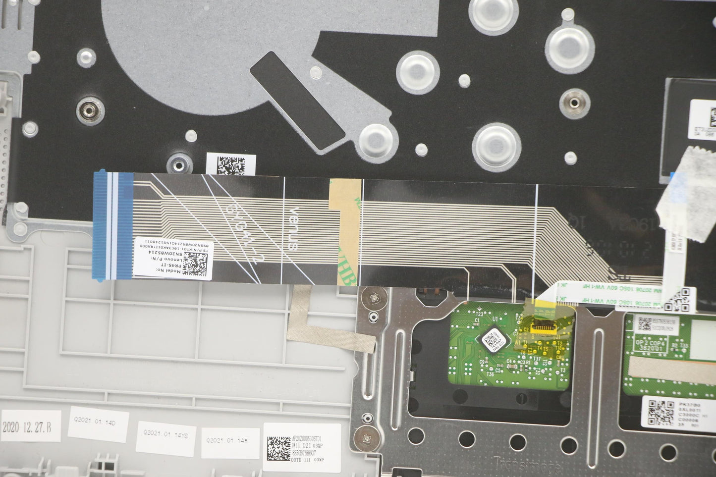 Lenovo Cover Upper C81Ym Pl_Sil Nfp N - 5CB1A13694
