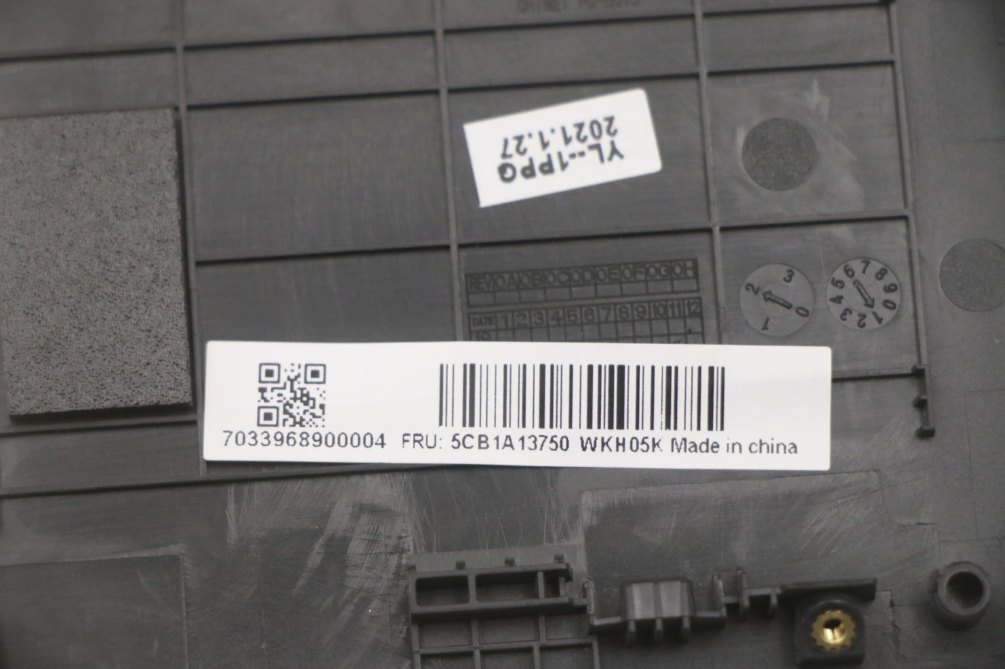 Lenovo Cover Upper C81Ym Pl_Blk Nfp N - 5CB1A13750