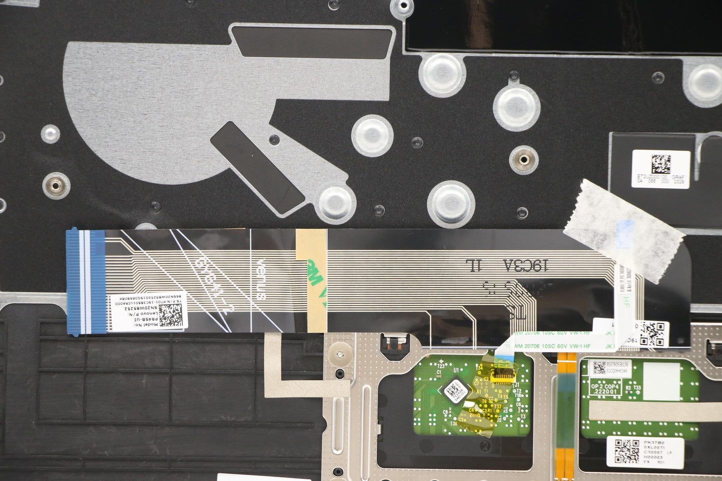 Lenovo Cover Upper C81Ym Pl_Blk Nfp B - 5CB1A13845