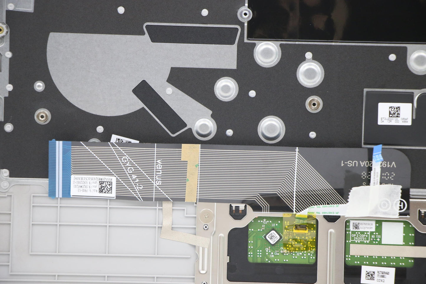 Lenovo Cover Upper C81Ym Pl_Sil Nfp N - 5CB1A13880