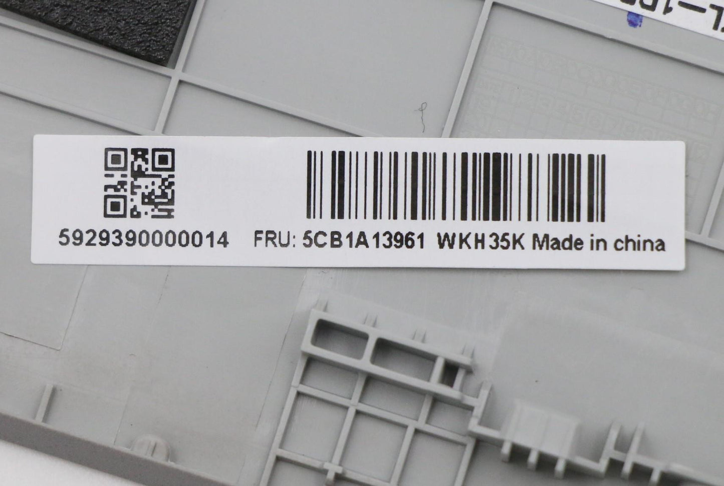 Lenovo Cover Upper C81Ym Pl_Sil Nfp N - 5CB1A13961