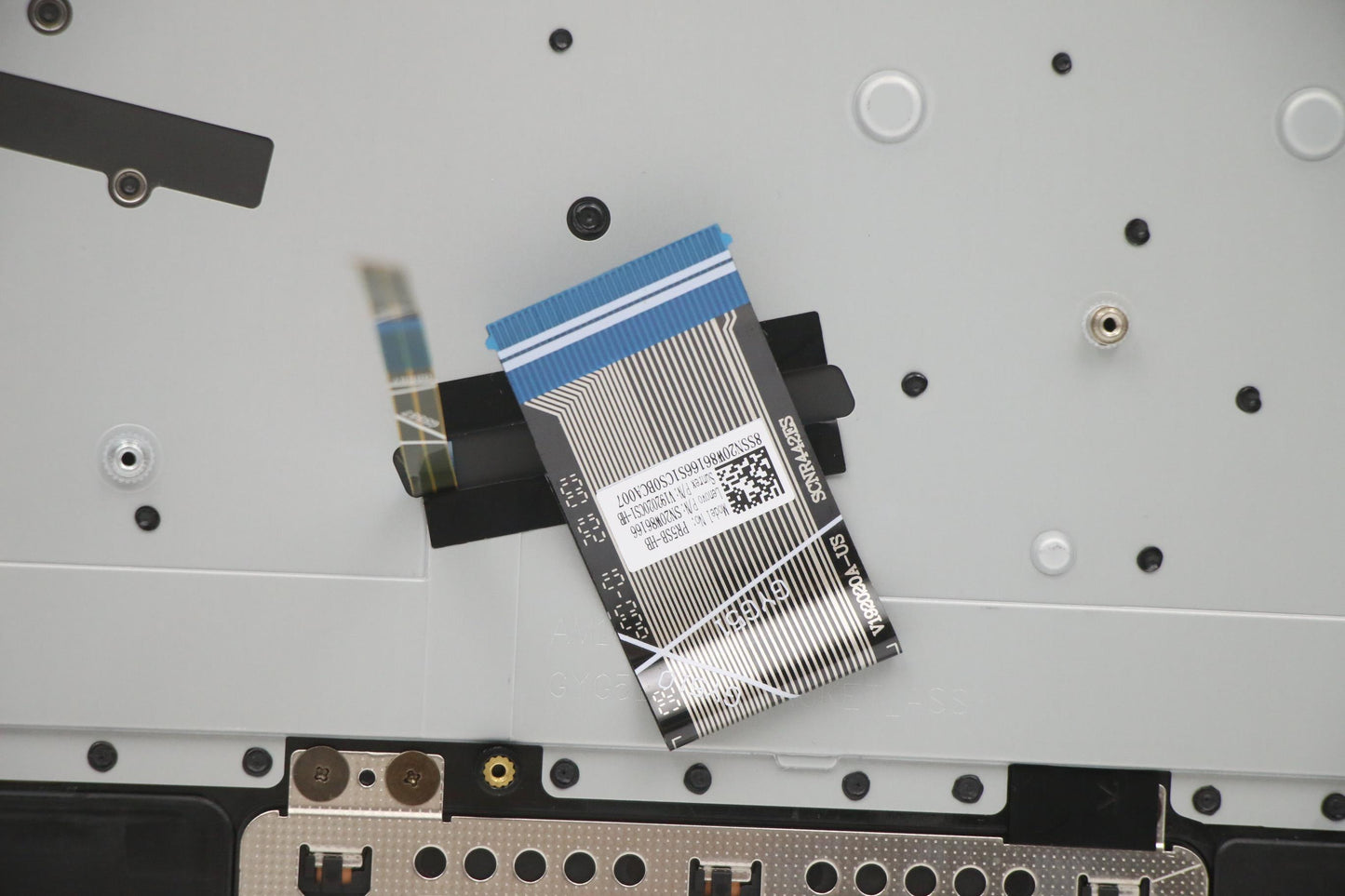 Lenovo Cover Upper Case Asm_Hbw L82Bj - 5CB1A22469