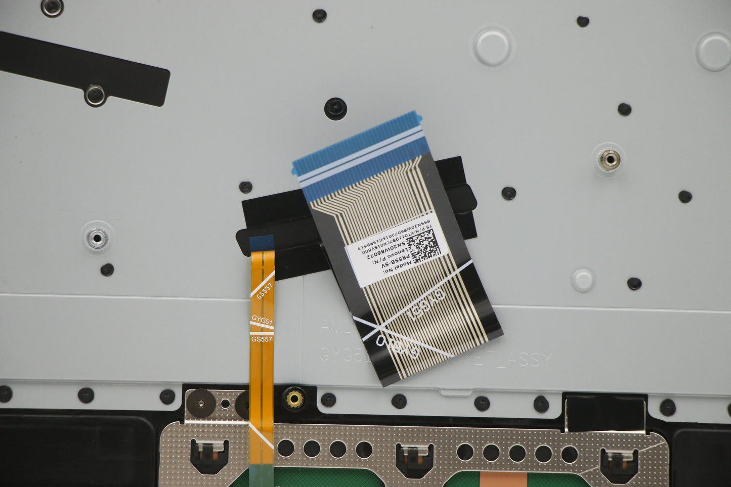 Lenovo Cover Upper Case Asm_Slv L82Bj - 5CB1A22479