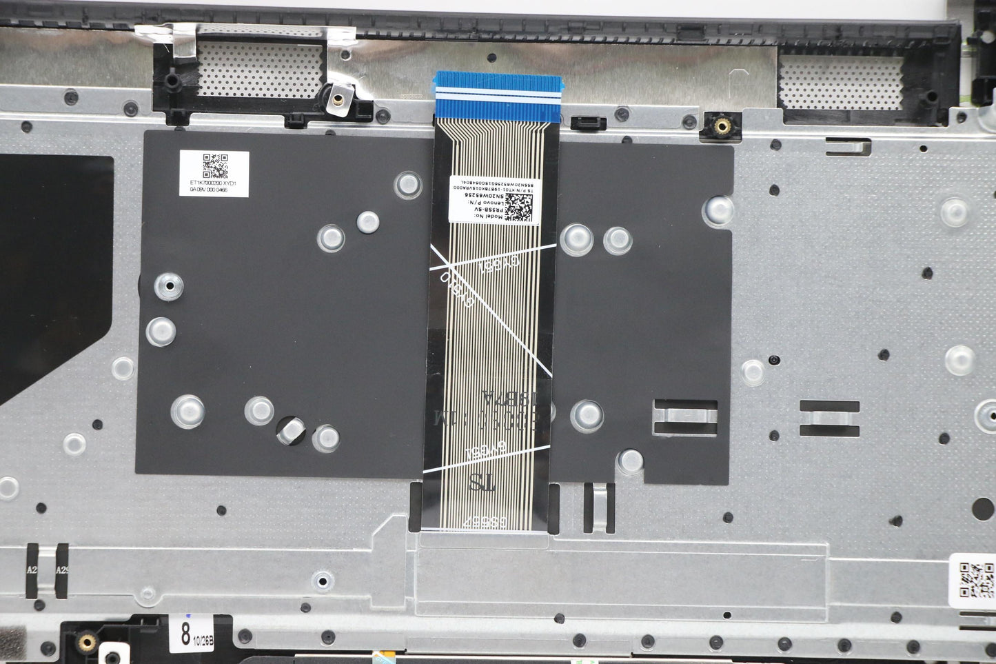 Lenovo Cover Upper Case Asm_Slvl81Yqb - 5CB1A24875