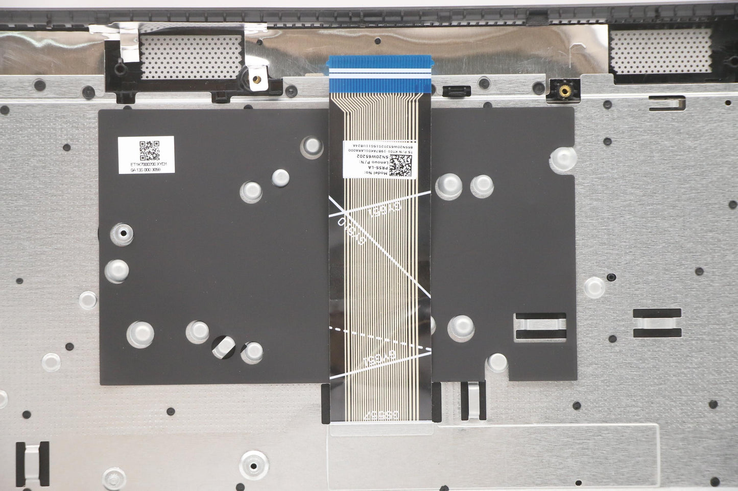 Lenovo Spanish LA Keyboard with Platinum Grey C-Cover, Non-Backlight - 5CB1A98977