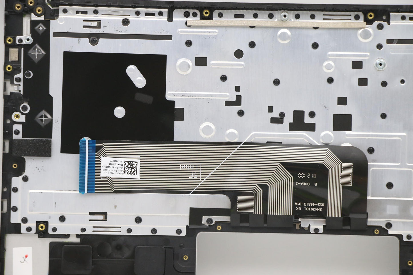 Lenovo Cover Upper Case Asm_Uke H 82C - 5CB1B01039