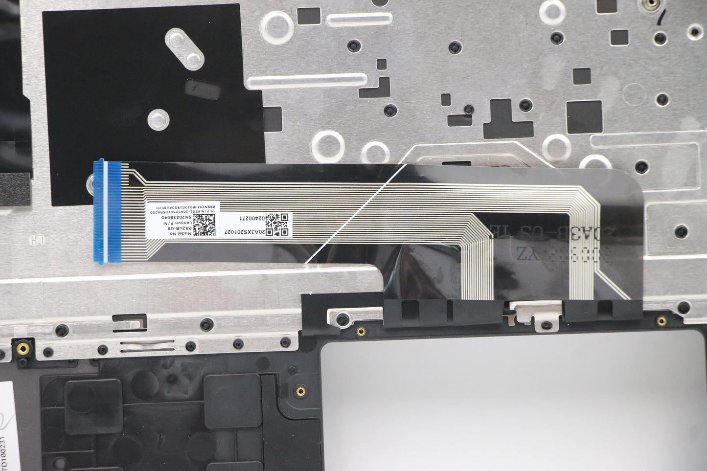 Lenovo Cover Upper Case Asm_Eng H 82C - 5CB1B01047