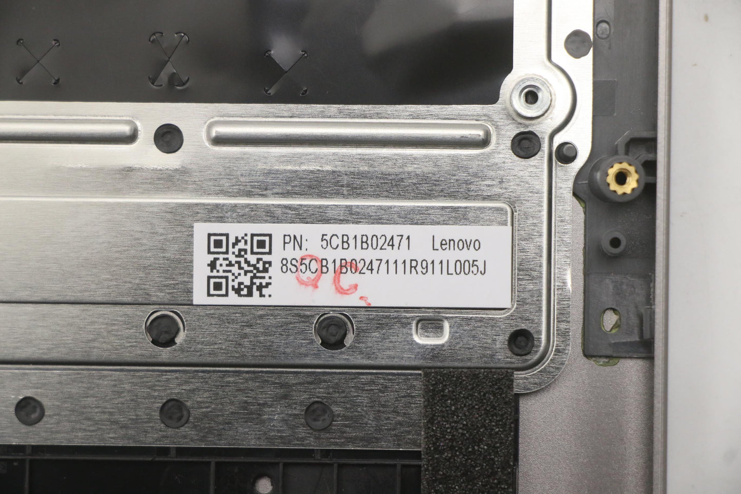 Lenovo Cover Upper Case Asm_Por W 20V - 5CB1B02471