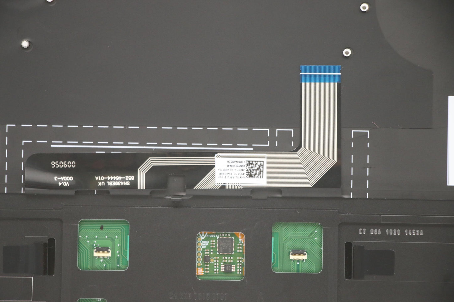Lenovo Cover Upper Case Asm_Por L 82D - 5CB1B02505