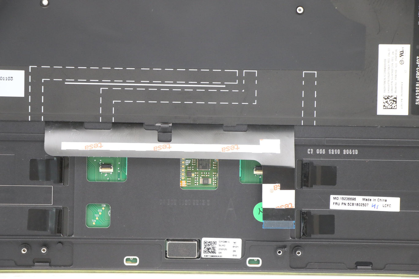 Lenovo Cover Upper Case Asm_Slv L 82D - 5CB1B02507