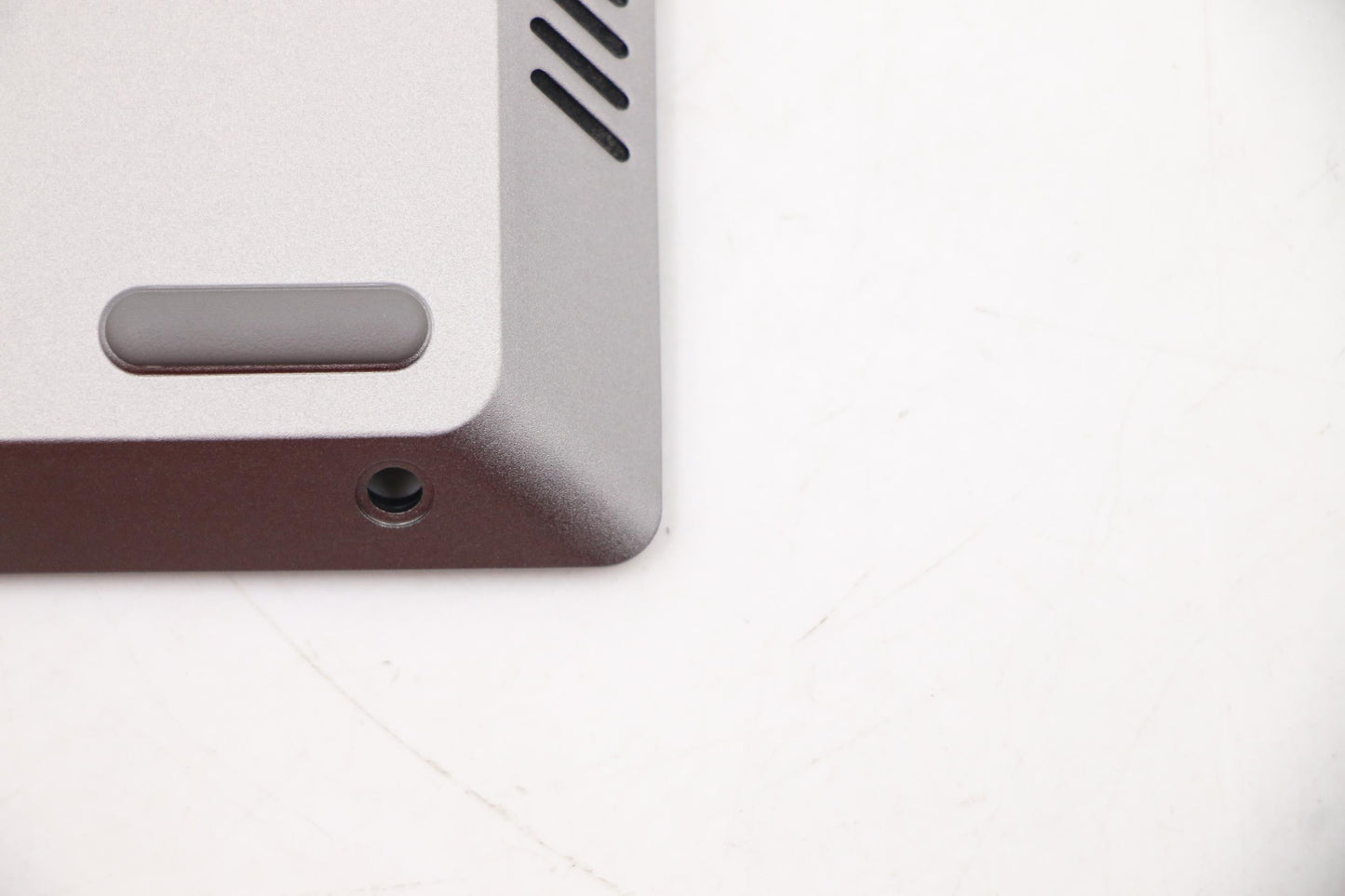 Lenovo Lower Case C 20VF AL HDD MG - 5CB1B02546