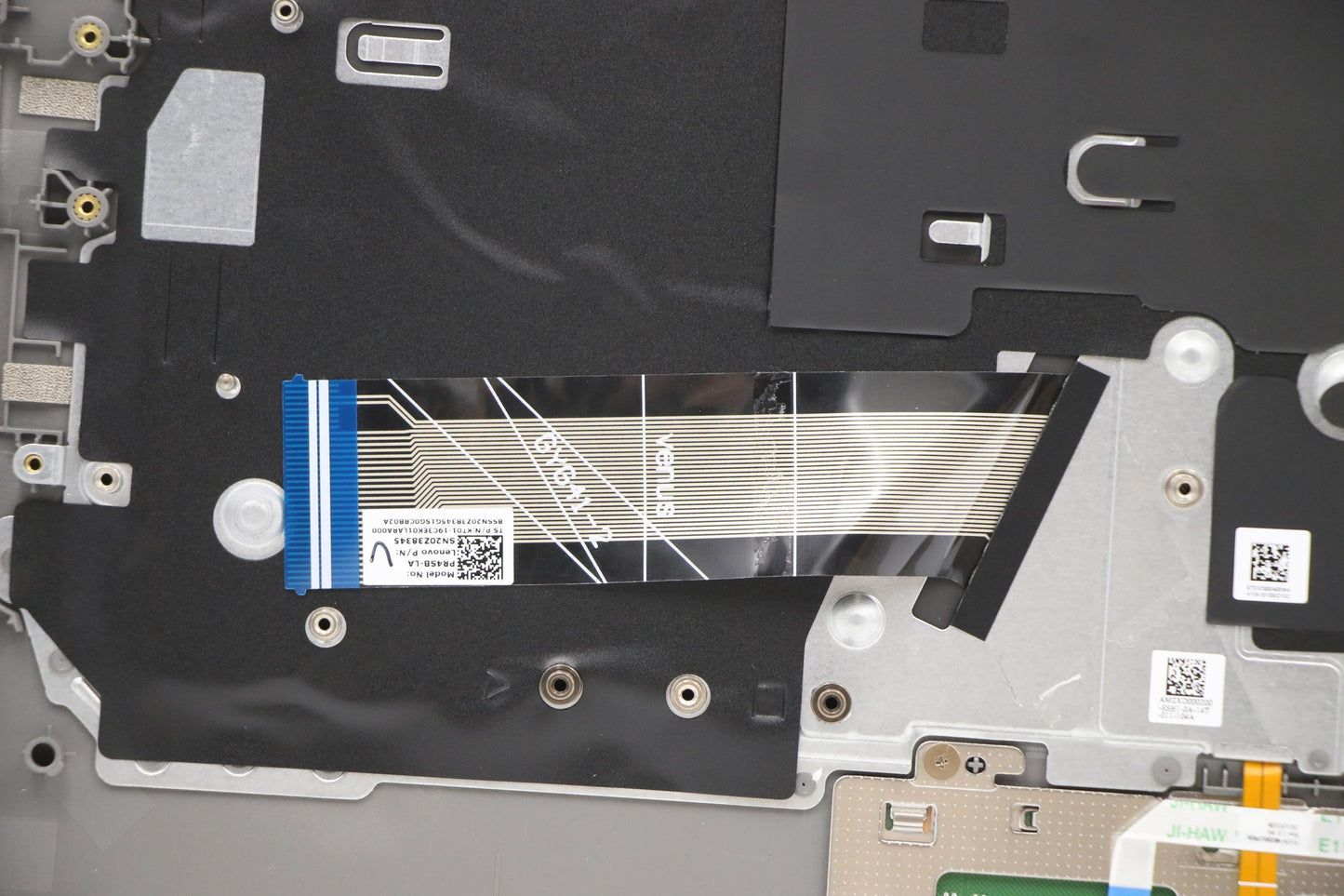 Lenovo Cover Upper Case Asm_La Spa C - 5CB1B02566
