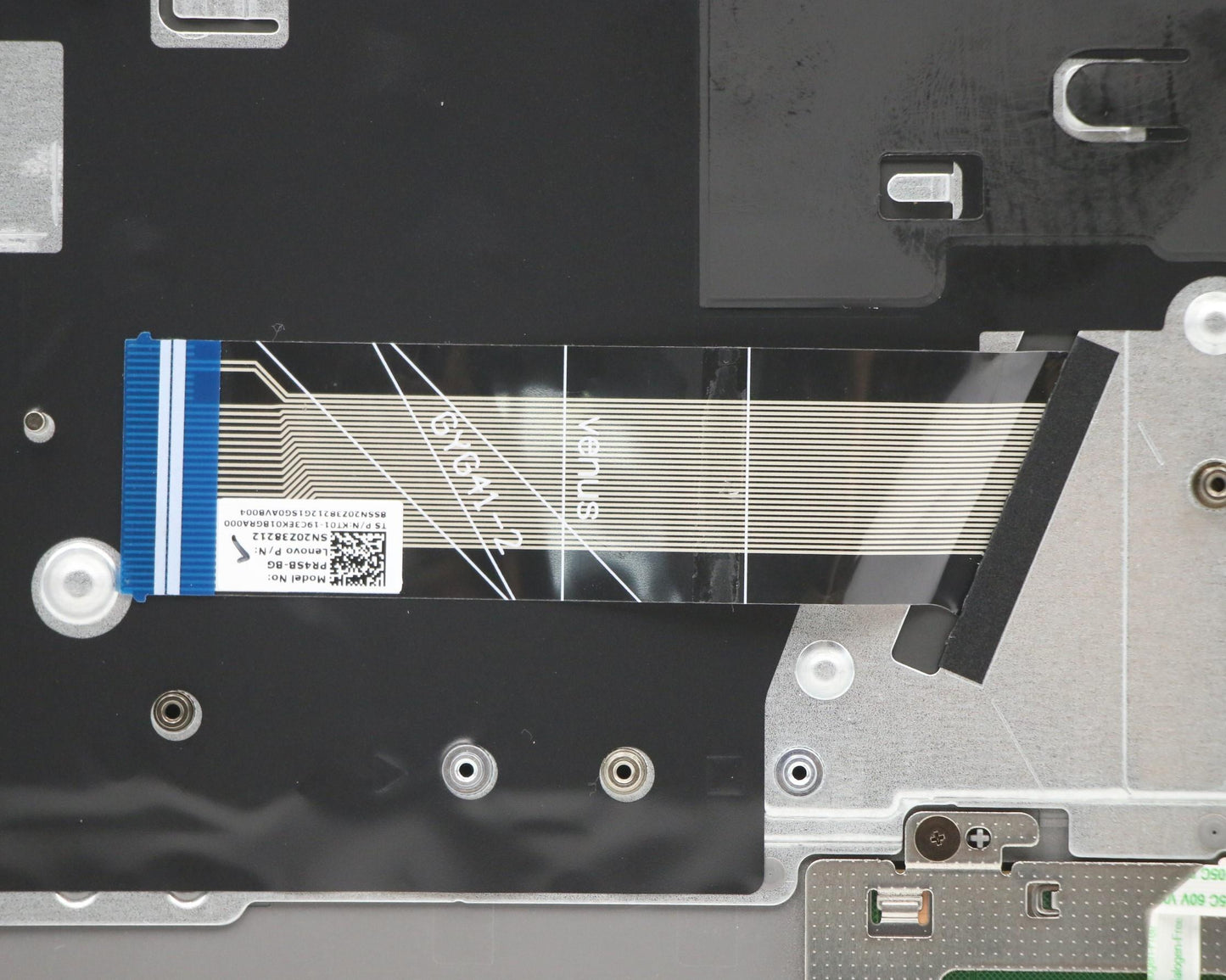Lenovo Cover Upper Case Asm_Bul C 20V - 5CB1B02577