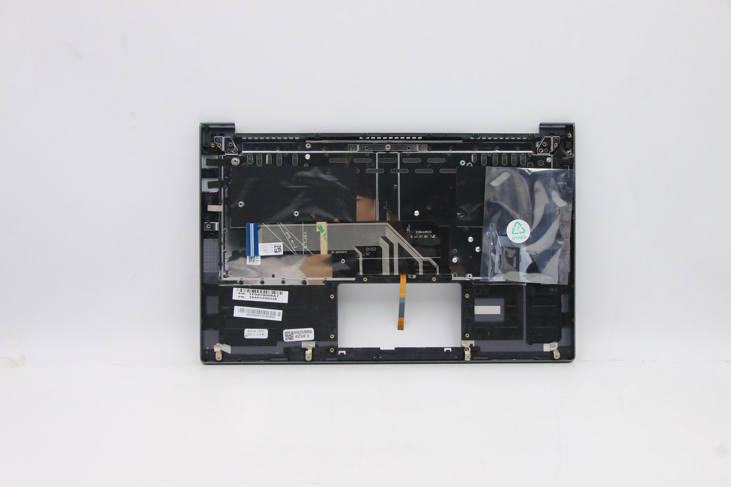 Lenovo Cover Upper Case Asm_Us Q82A3 - 5CB1B02812