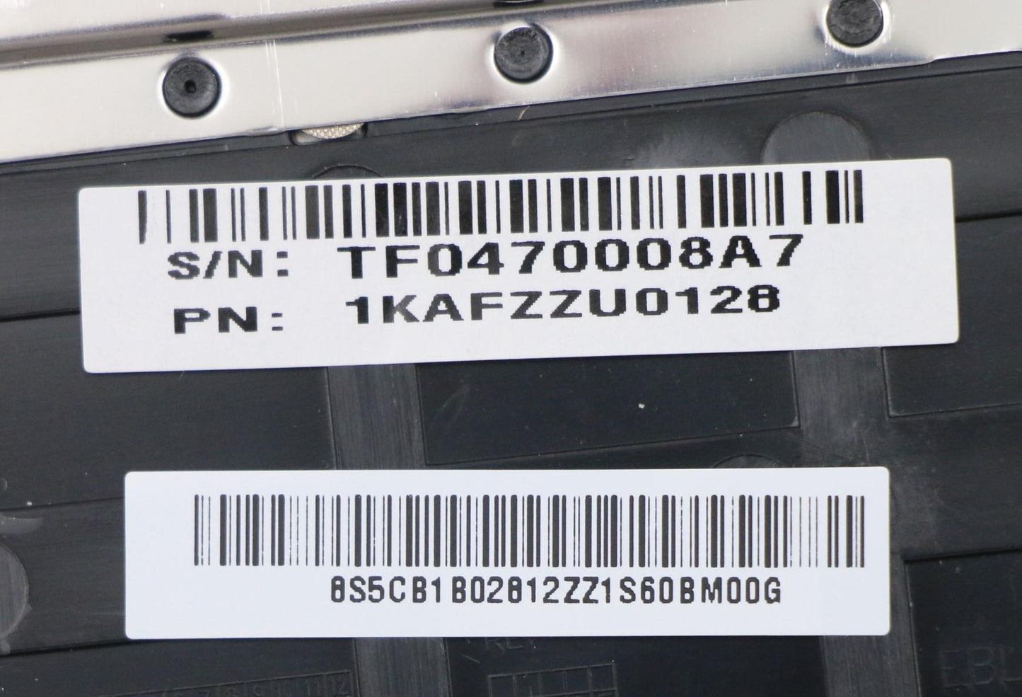 Lenovo Cover Upper Case Asm_Us Q82A3 - 5CB1B02812