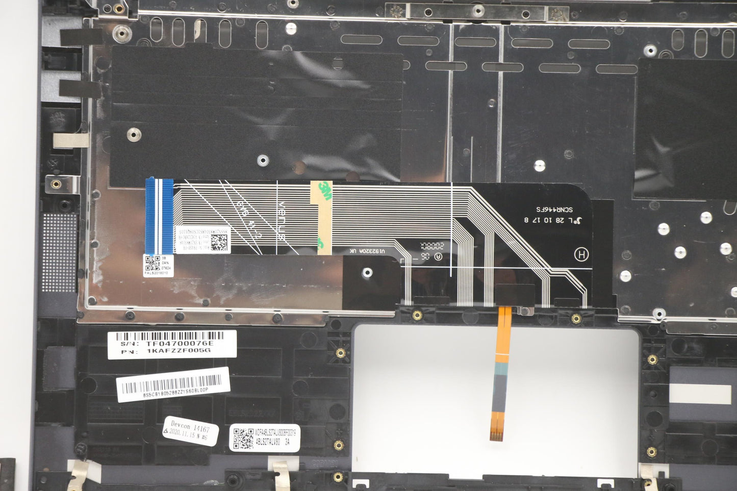 Lenovo Cover Upper Case Asm_Fr Q82A3 - 5CB1B05288