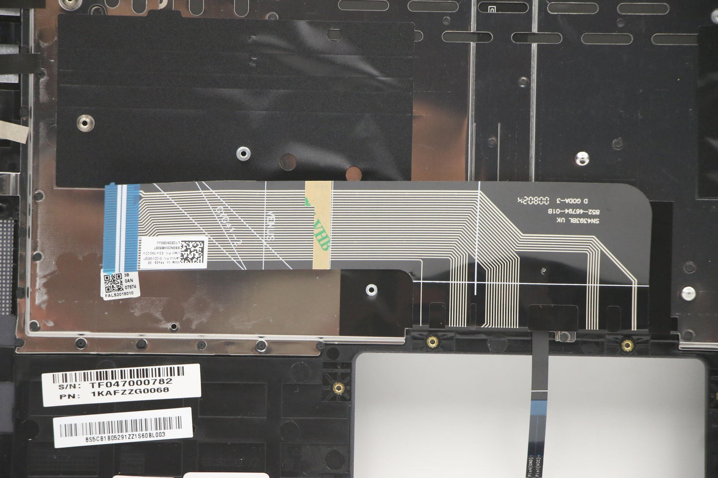 Lenovo Cover Upper Case Asm_Gr Q82A3 - 5CB1B05291