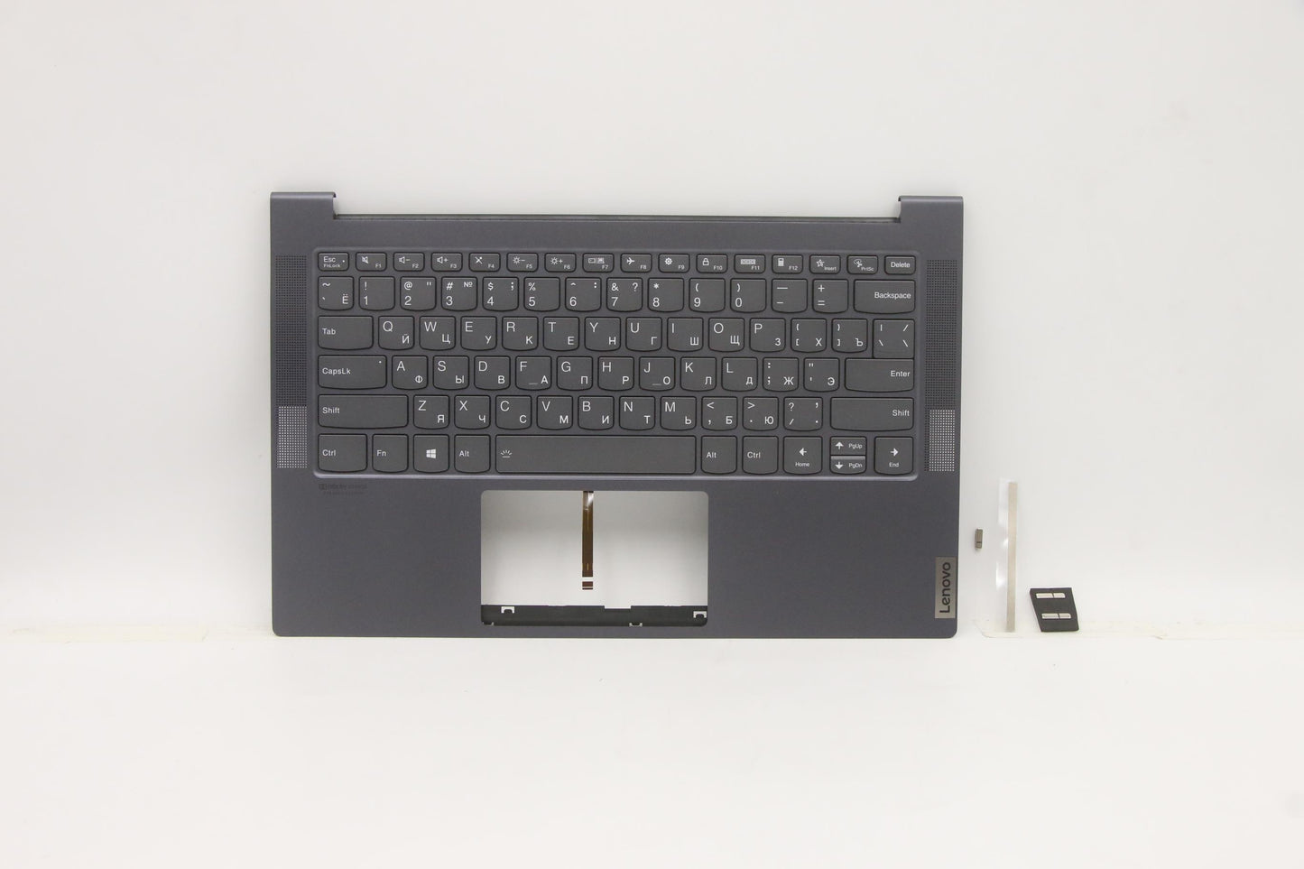 Lenovo Cover Upper Case Asm_Ru Q82A3 - 5CB1B05303