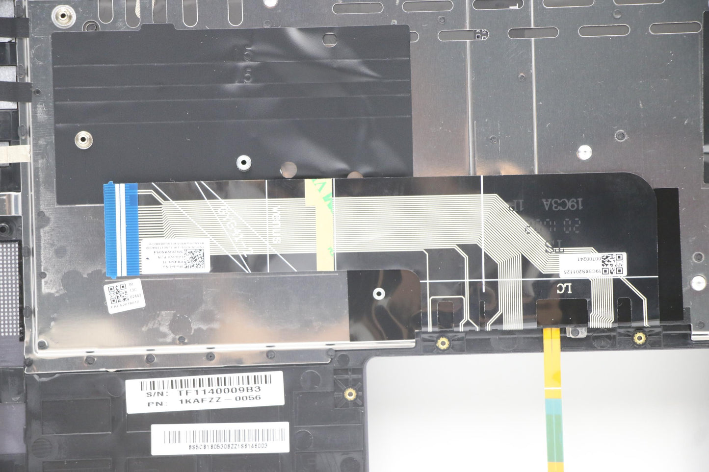 Lenovo Cover Upper Case Asm_Ti Q82A3 - 5CB1B05308