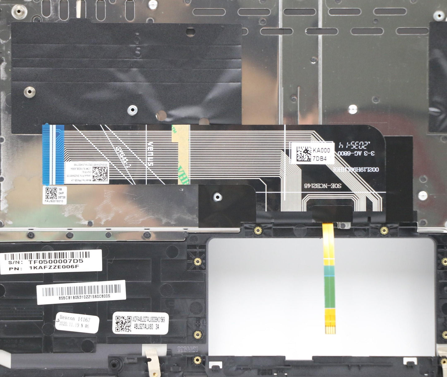 Lenovo Cover Upper Case Asm_Uk Q82A3 - 5CB1B05310