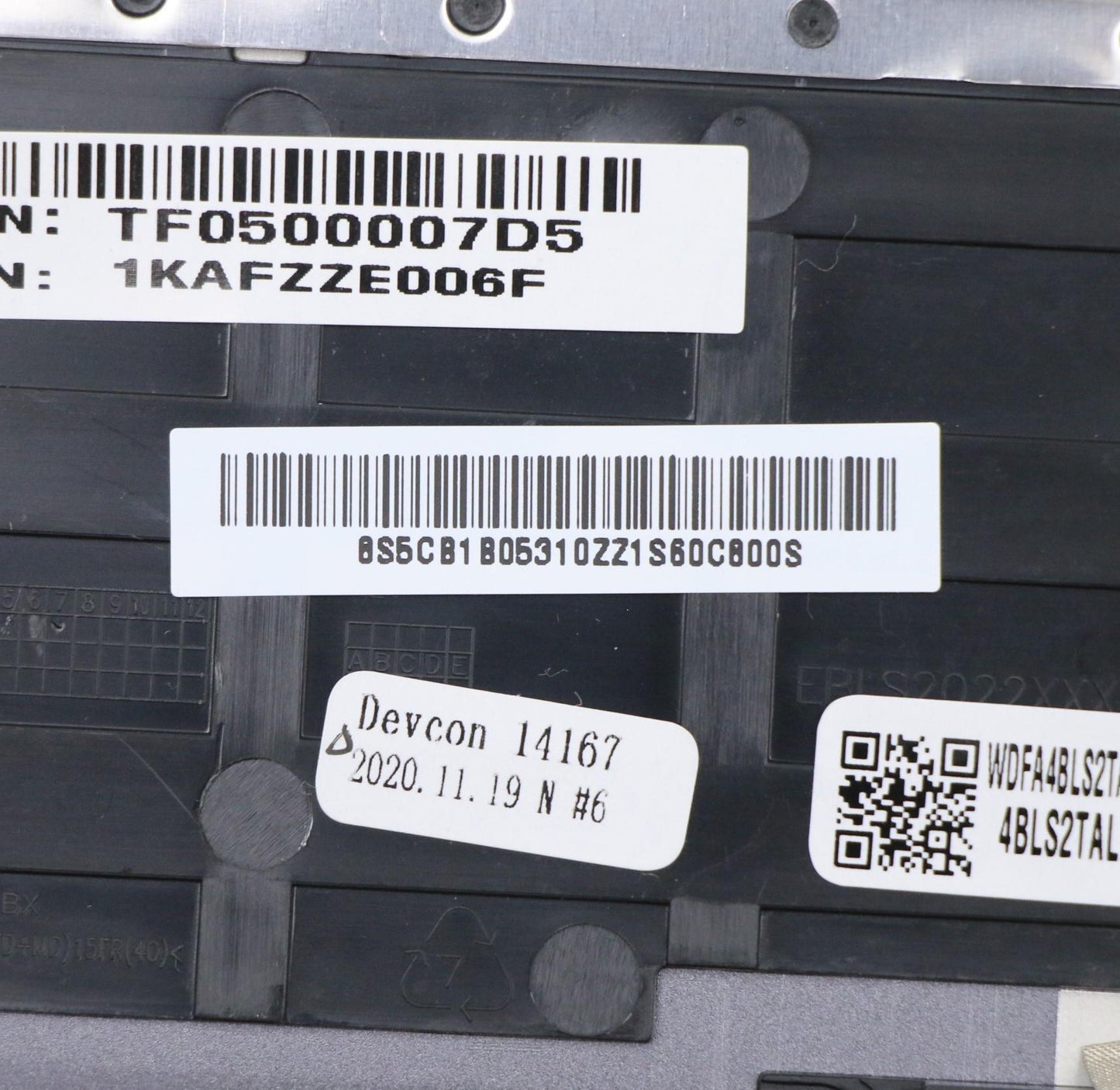 Lenovo Cover Upper Case Asm_Uk Q82A3 - 5CB1B05310