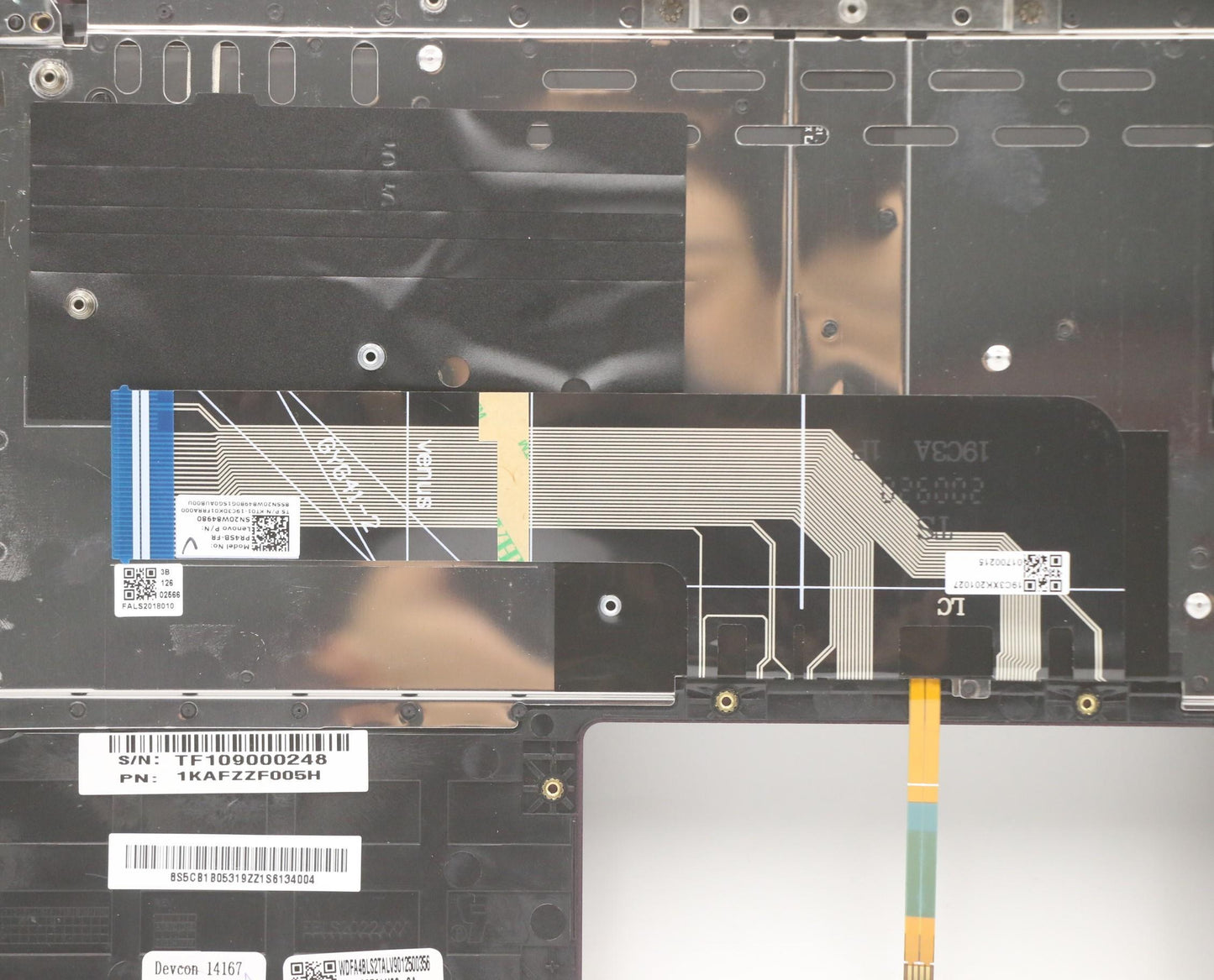 Lenovo Cover Upper Case Asm_Fr Q 82A3 - 5CB1B05319