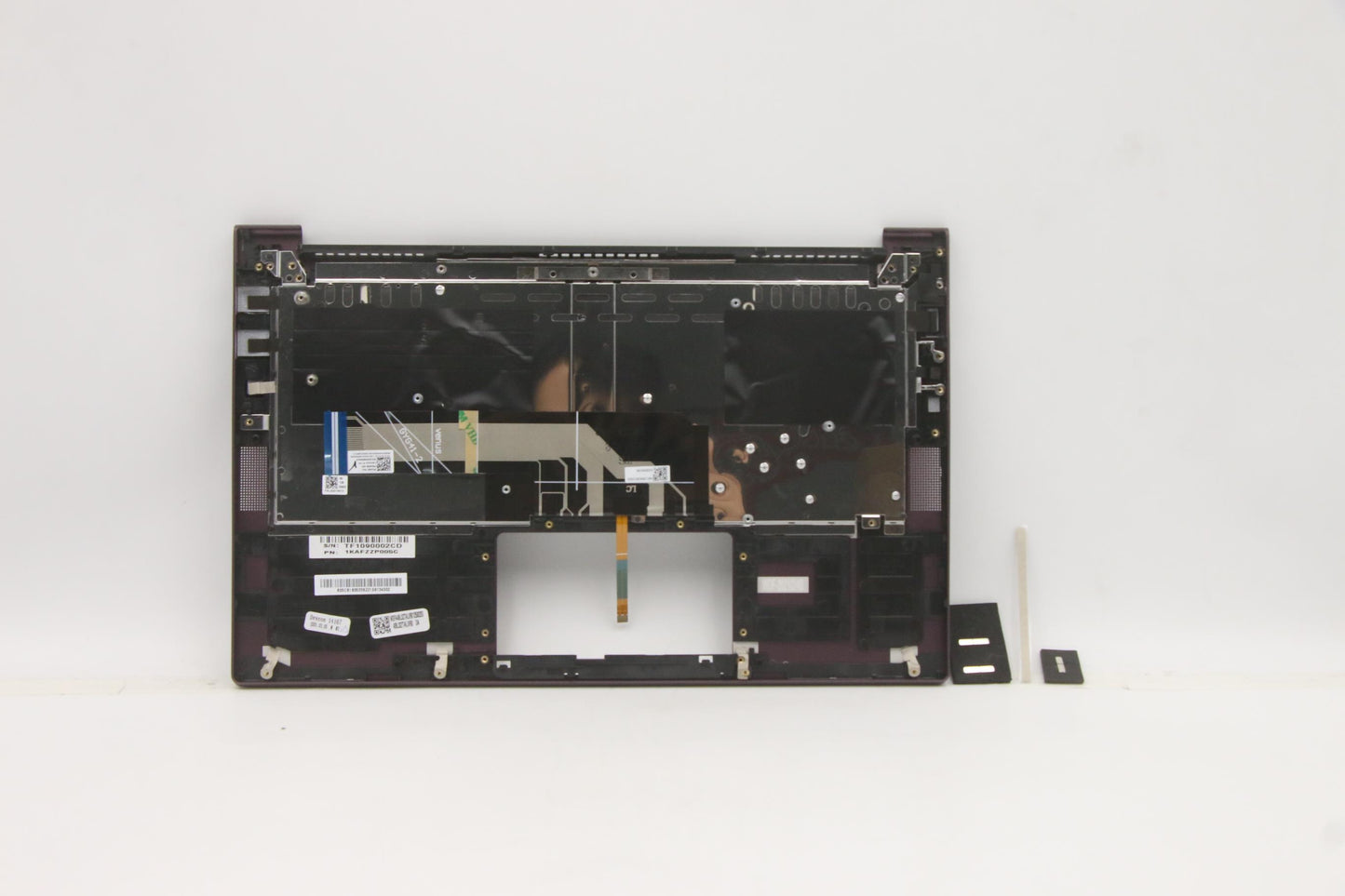 Lenovo Cover Upper Case Asm_Sp Q 82A3 - 5CB1B05336