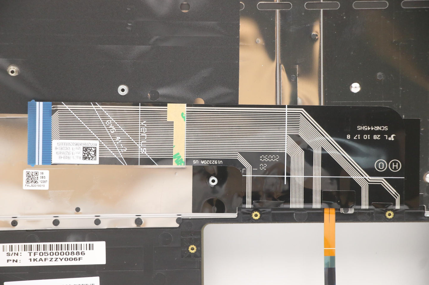 Lenovo Cover Upper Case Asm_Ko Q 82A3 - 5CB1B05491