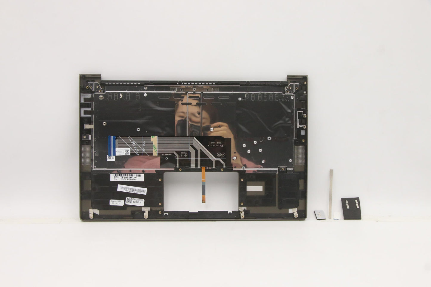 Lenovo Cover Upper Case Asm_Uk Q 82A3 - 5CB1B06130