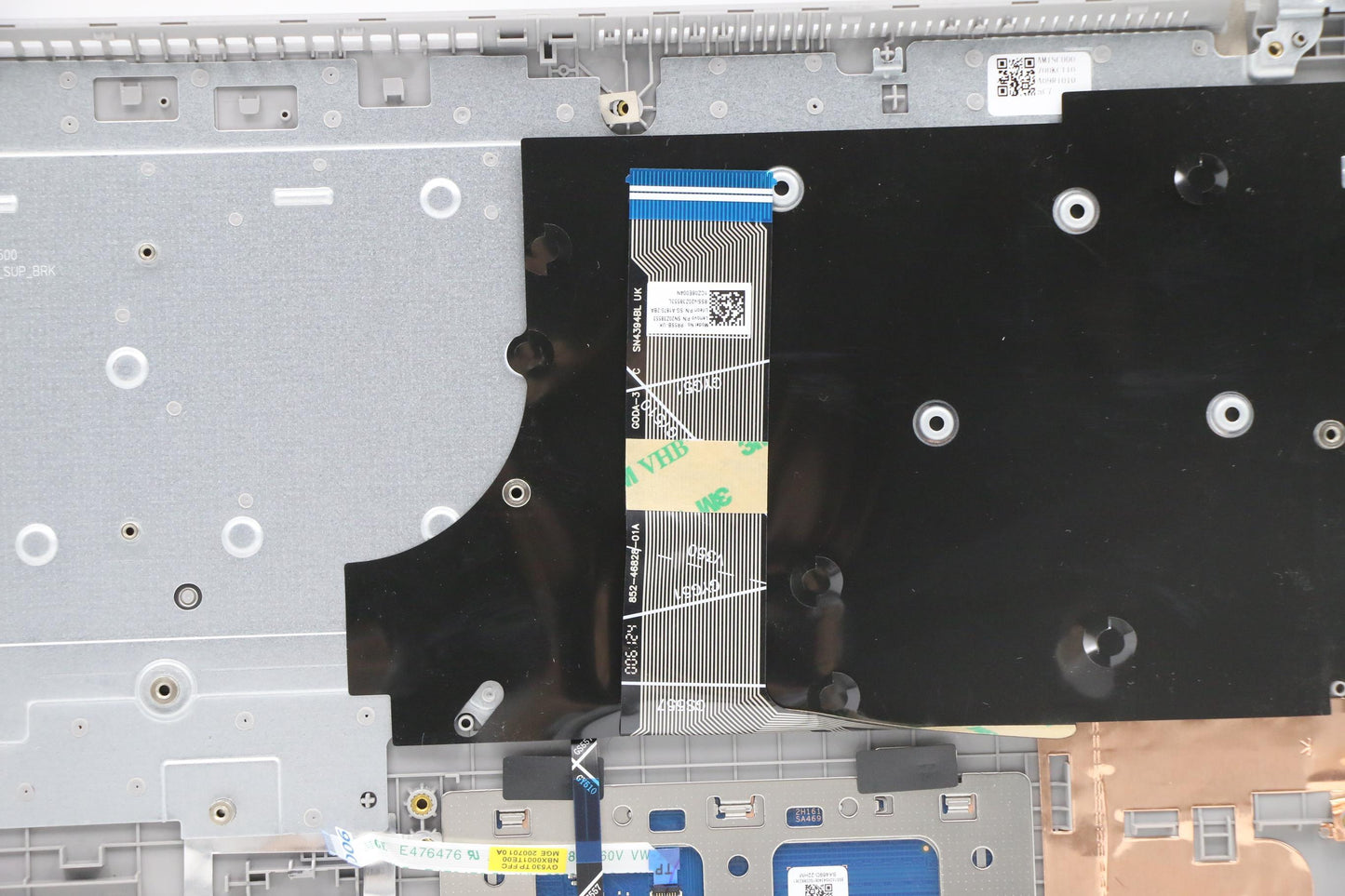 Lenovo Cover Upper Case Asm_Uke L20V3 - 5CB1B07601