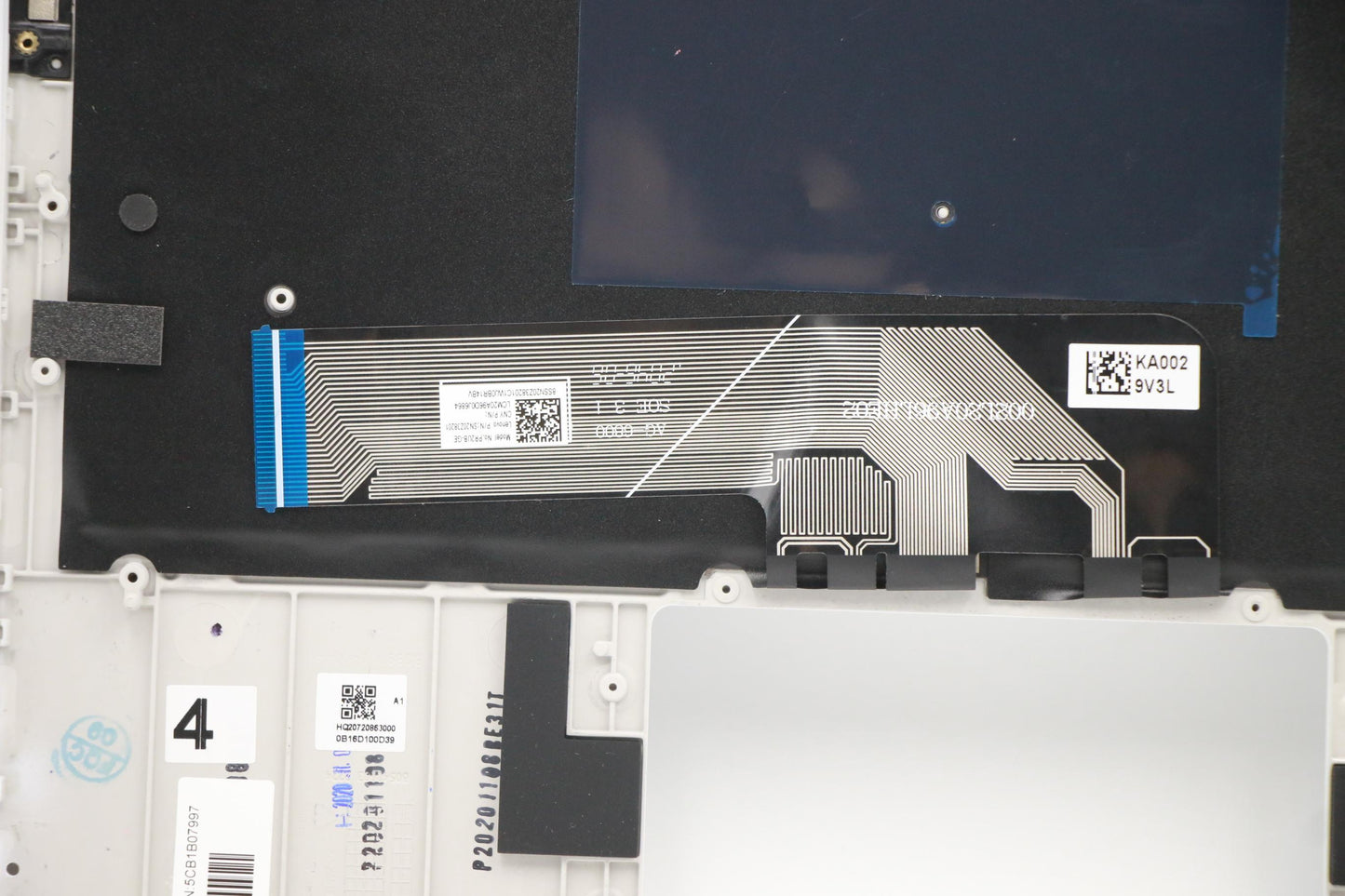 Lenovo Cover Upper Case Asm_Ger H 82E - 5CB1B07997