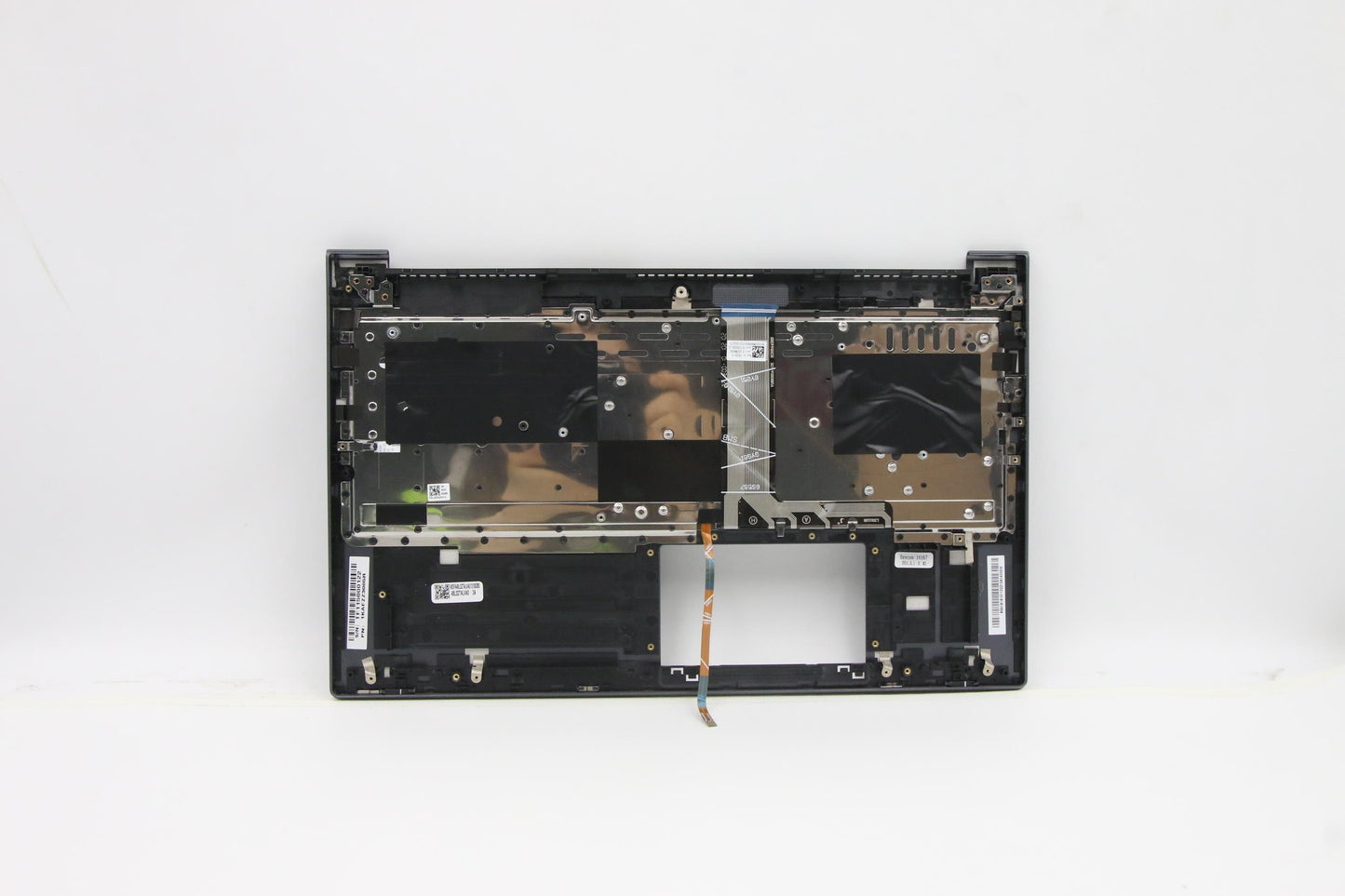 Lenovo Cover Upper Case Asm_Cz-Sk Q82 - 5CB1B10113
