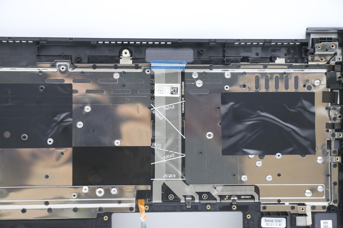 Lenovo Cover Upper Case Asm_Cz-Sk Q82 - 5CB1B10113